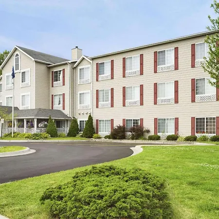 Country Inn & Suites By Radisson, Grand Rapids Airport, Mi